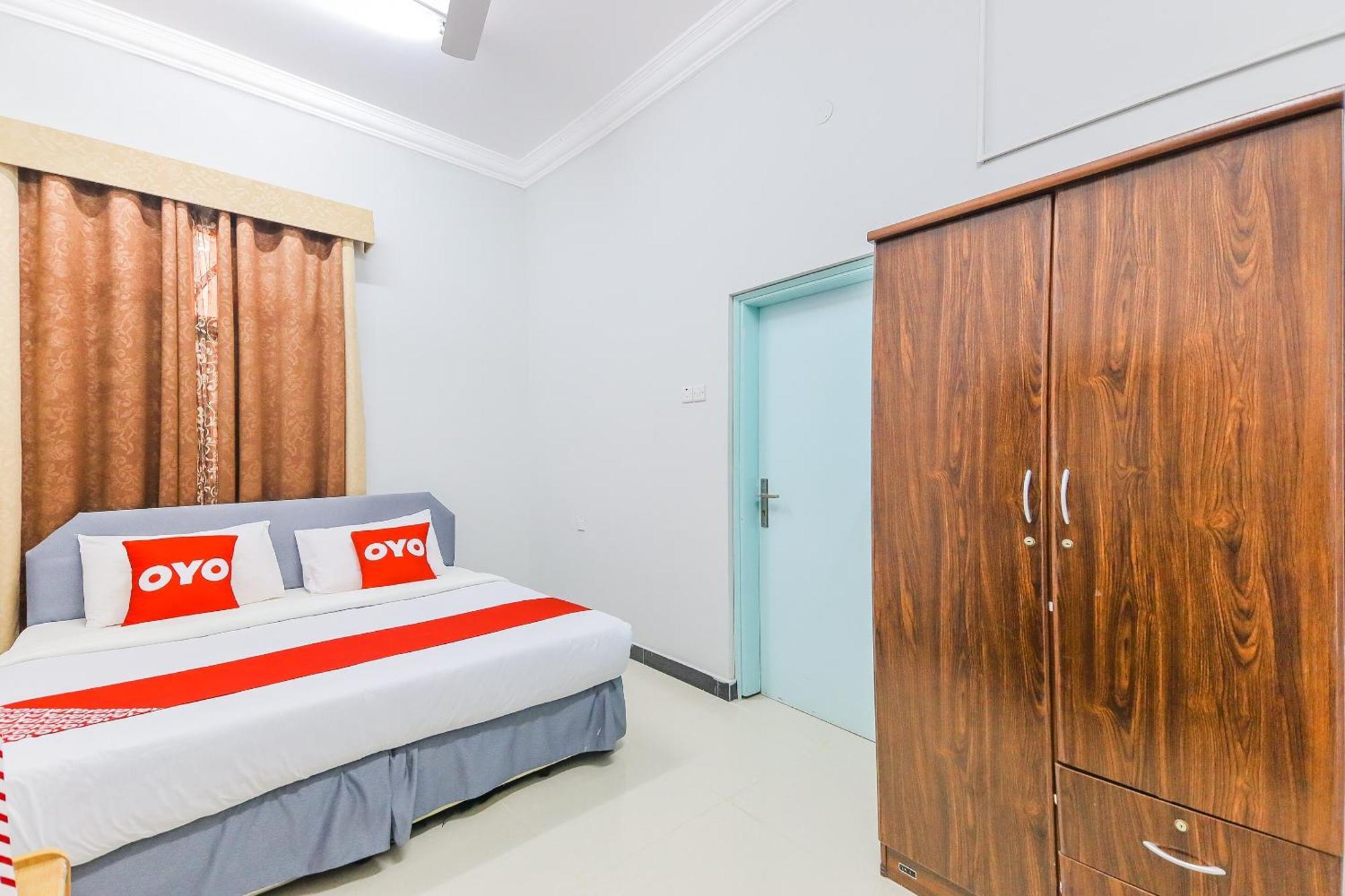 Super Oyo 110 Ras Al Hadd Guest House エクステリア 写真